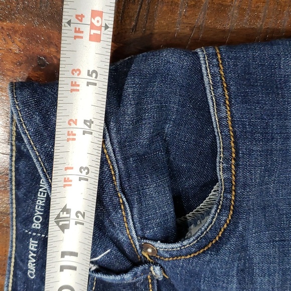 Lee Curvy Fit Boyfriend Jeans - Picture 4 of 7